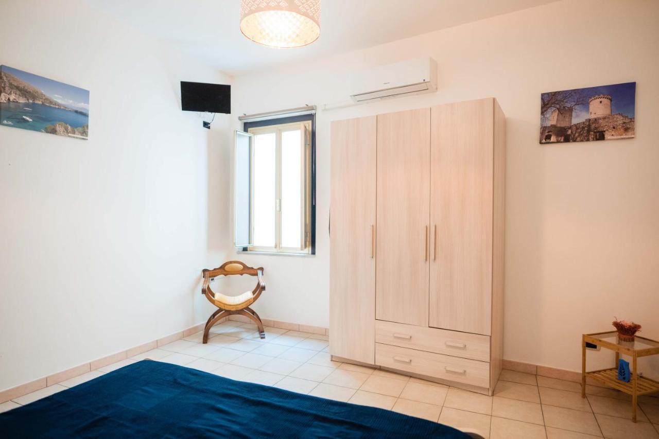 B&B Dell'Infopoint-La Via Silente Castelnuovo Cilento Exteriér fotografie